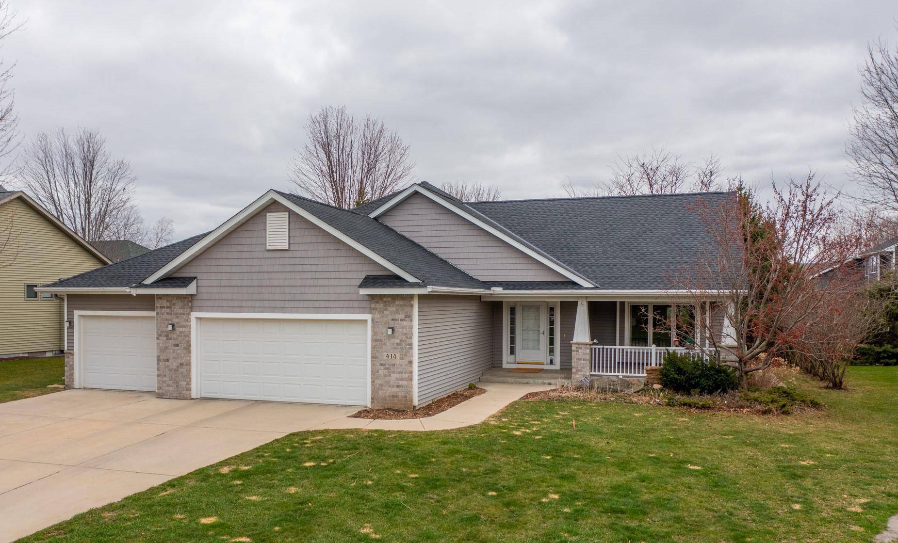 Northfield, MN 55057,414 Riley DR