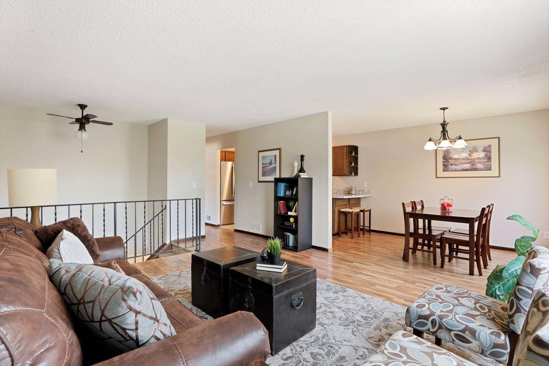 Woodbury, MN 55125,3601 York DR