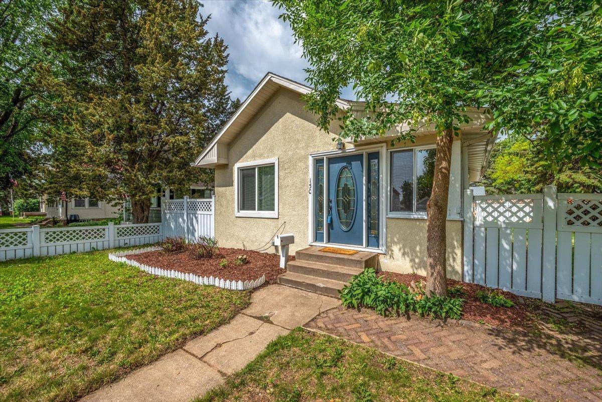 South Saint Paul, MN 55075,130 11th AVE S