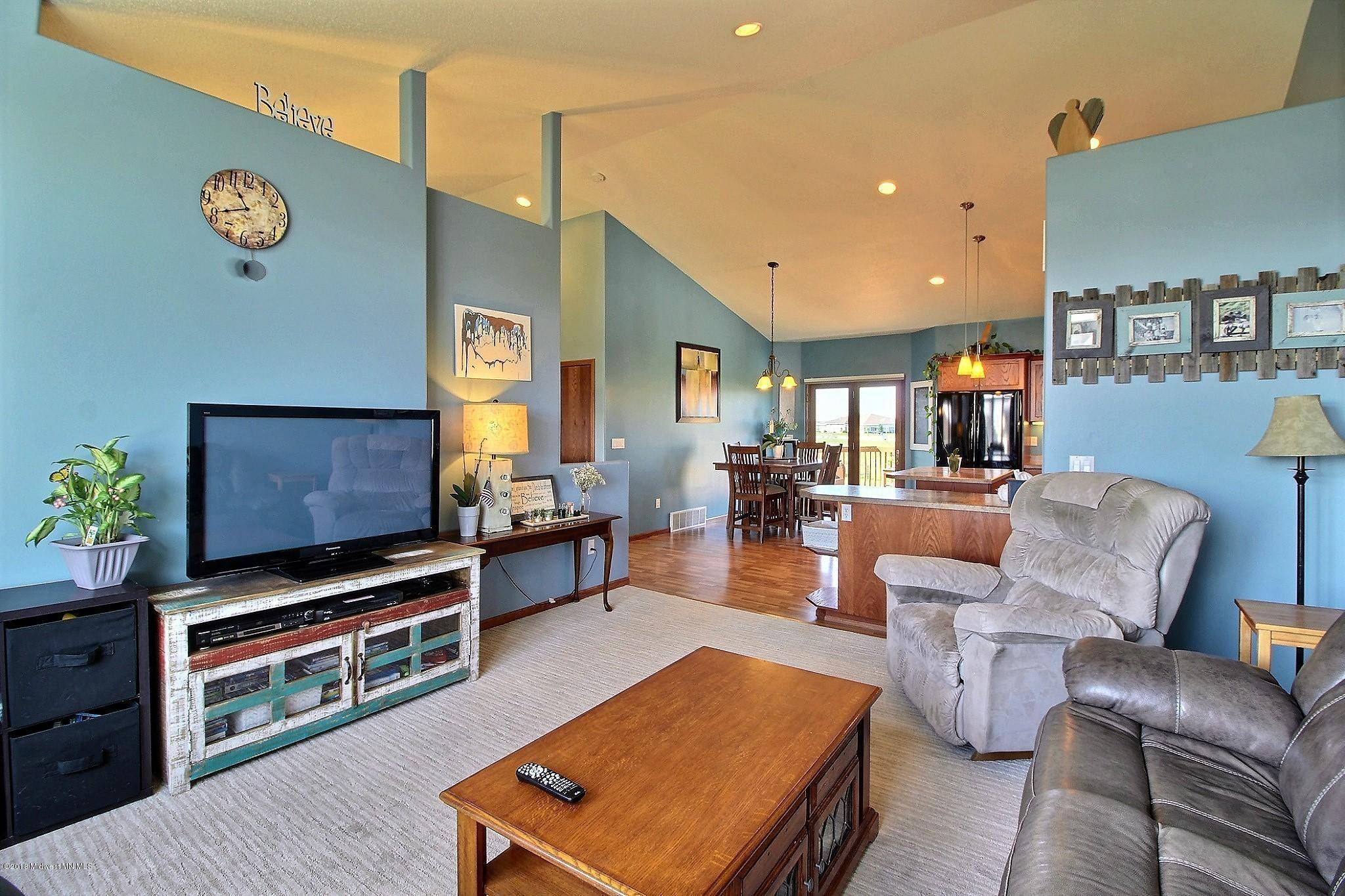 Fargo, ND 58104,3399 Van Buren ST S