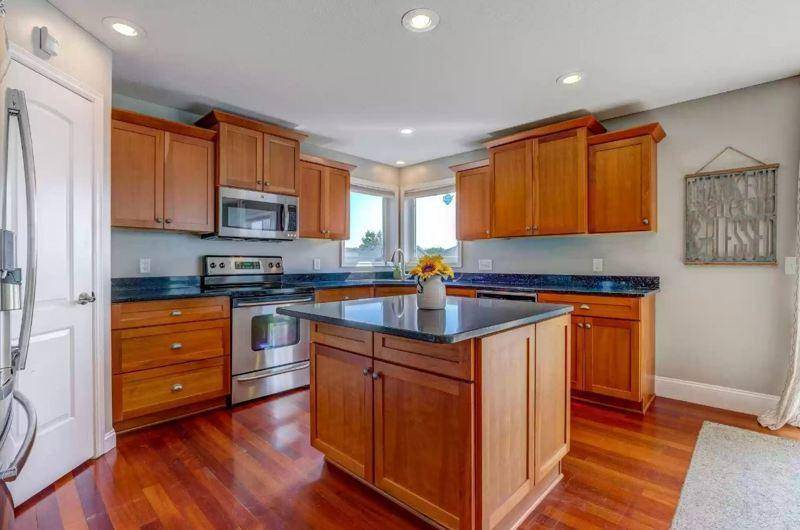 Lakeville, MN 55044,9410 Imbler TRL