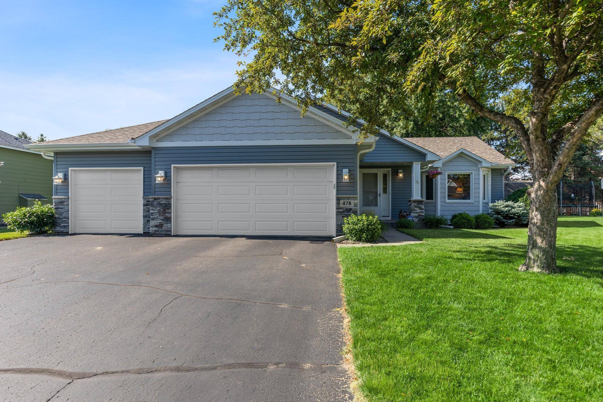 Lino Lakes, MN 55014,478 Post RD