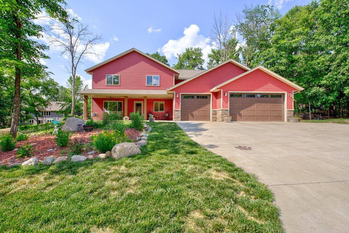 Medford, MN 55049,565 Forest LN