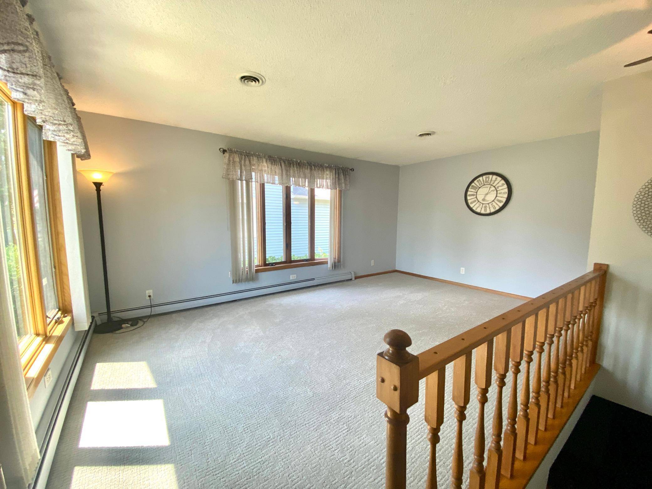 Stewartville, MN 55976,405 2nd ST SW