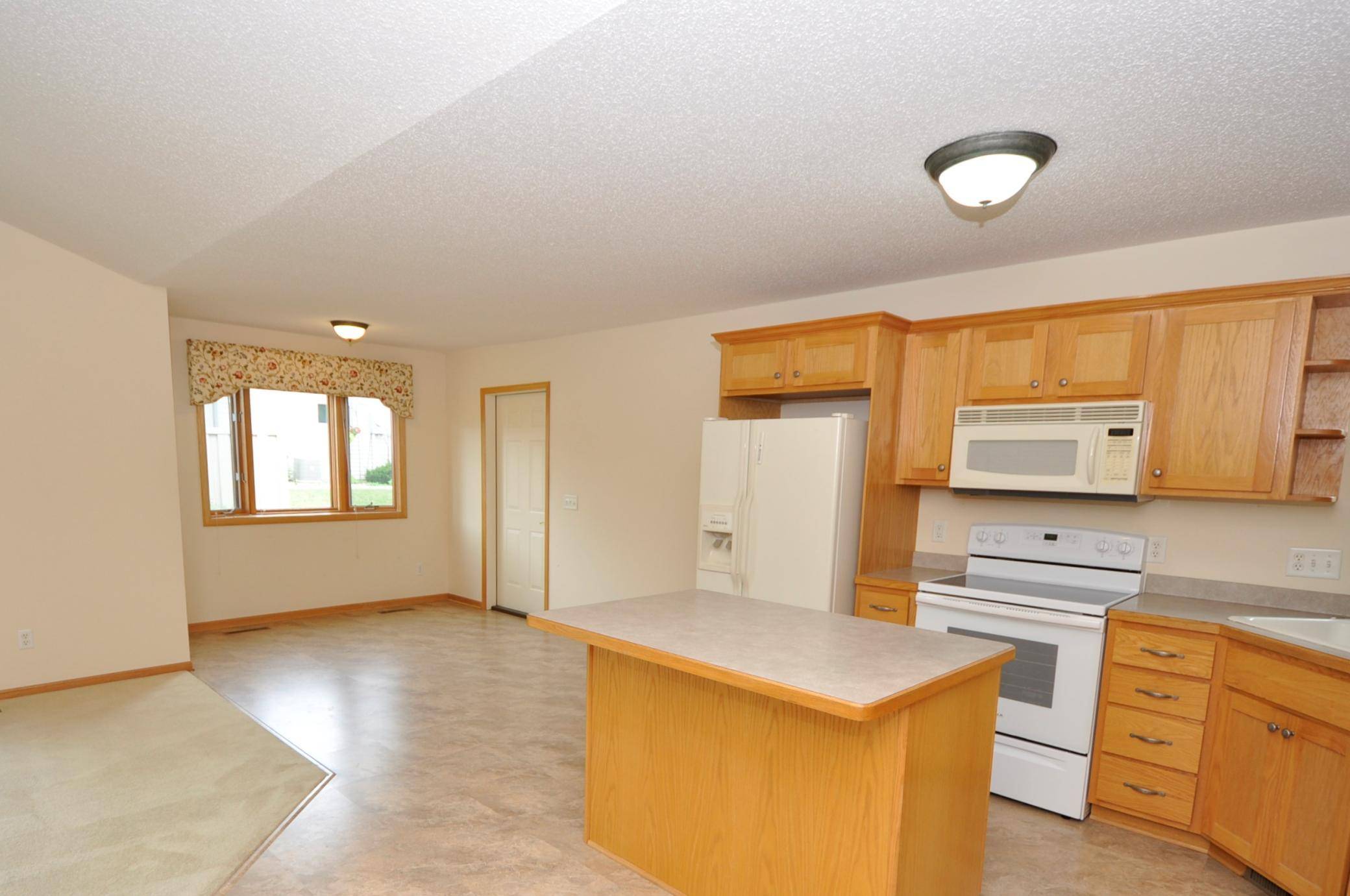 Wanamingo, MN 55983,684 Sandy CT