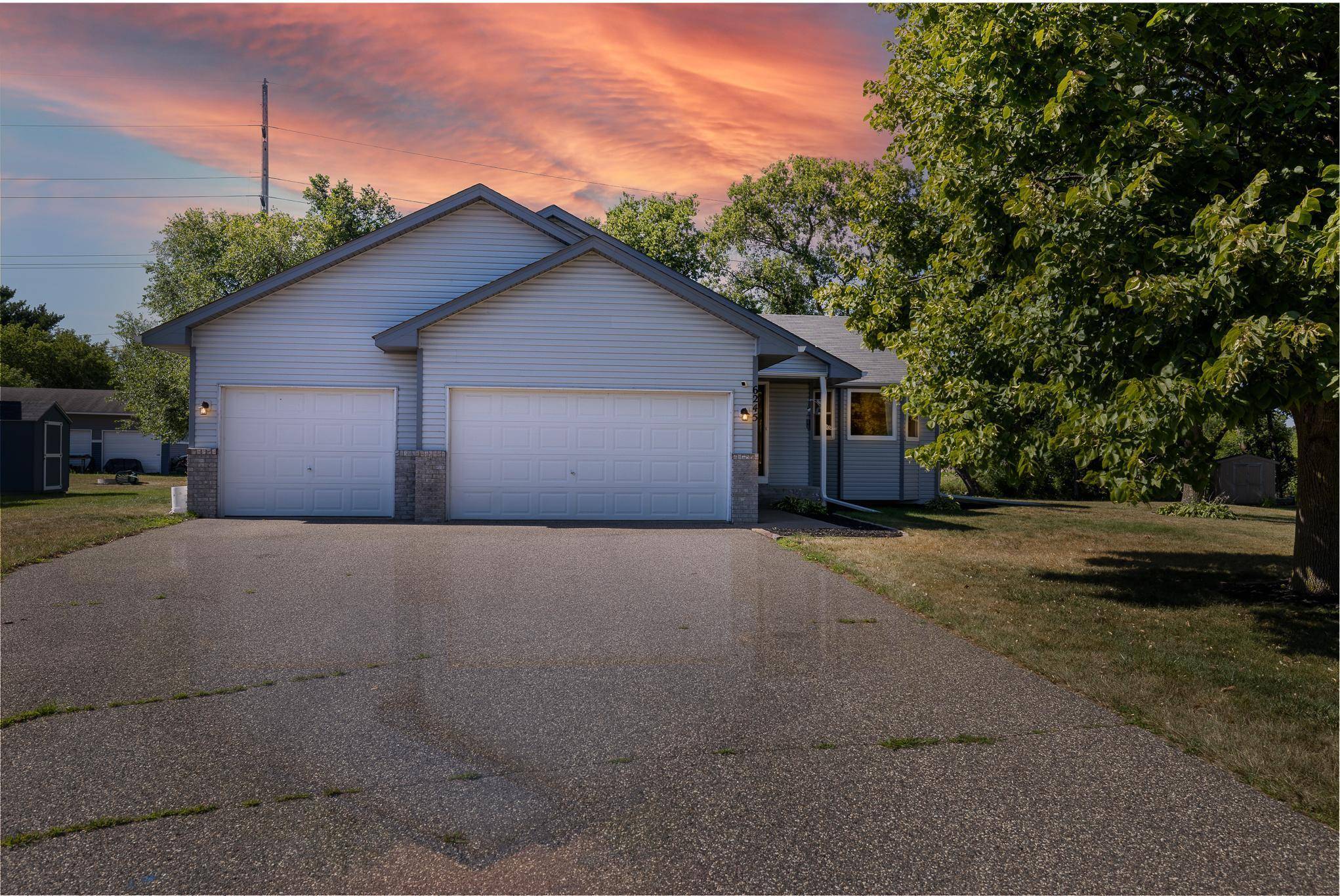 Wyoming, MN 55092,6245 Forest Boulevard TRL