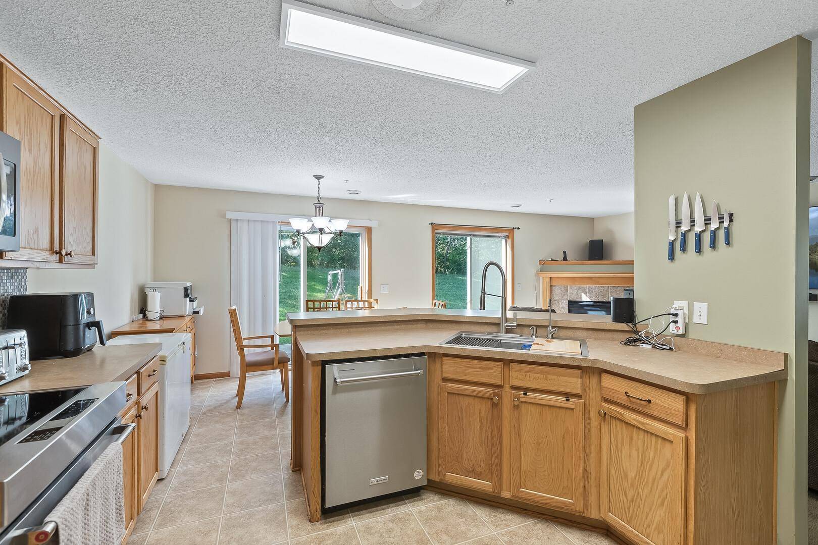 Chaska, MN 55318,480 Pleasant CT