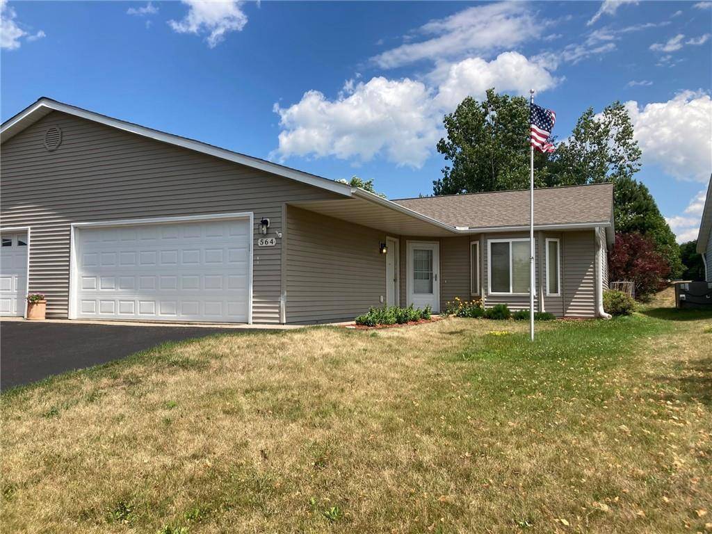 Hammond, WI 54015,564 Meadows DR