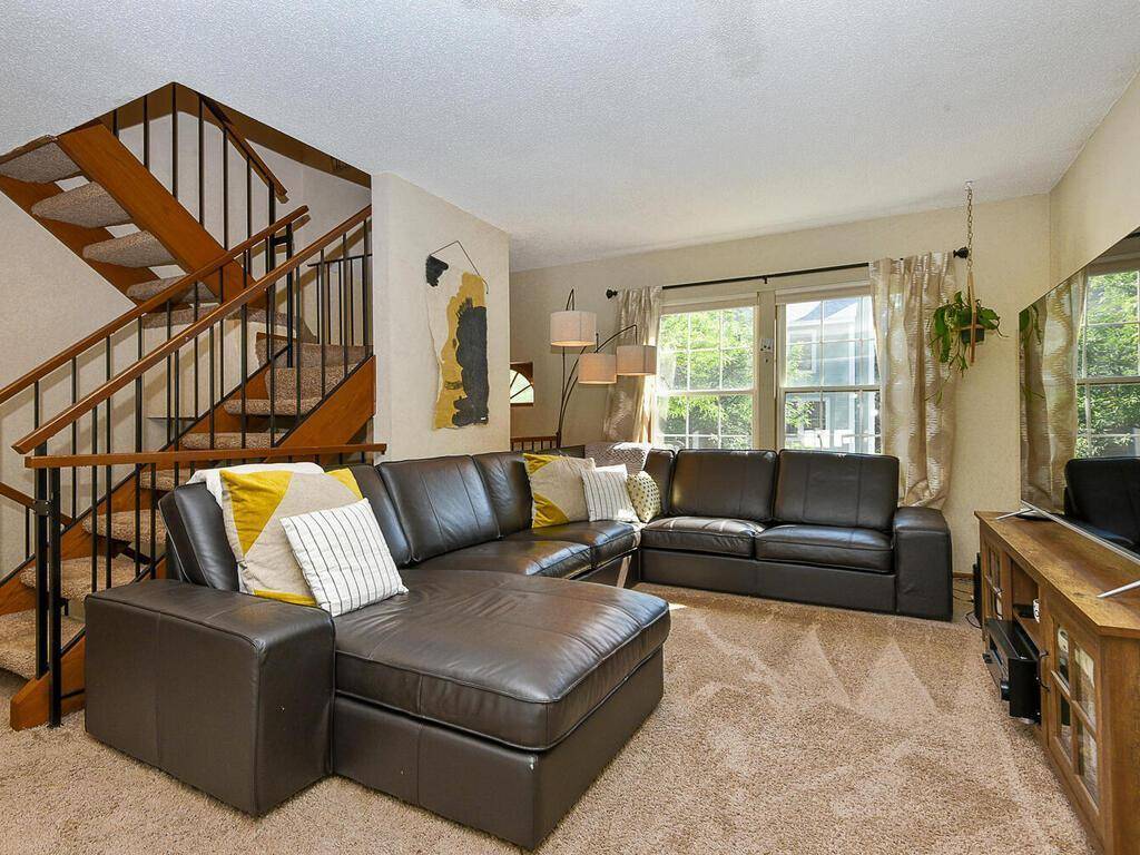 Eden Prairie, MN 55347,10693 Sherman DR