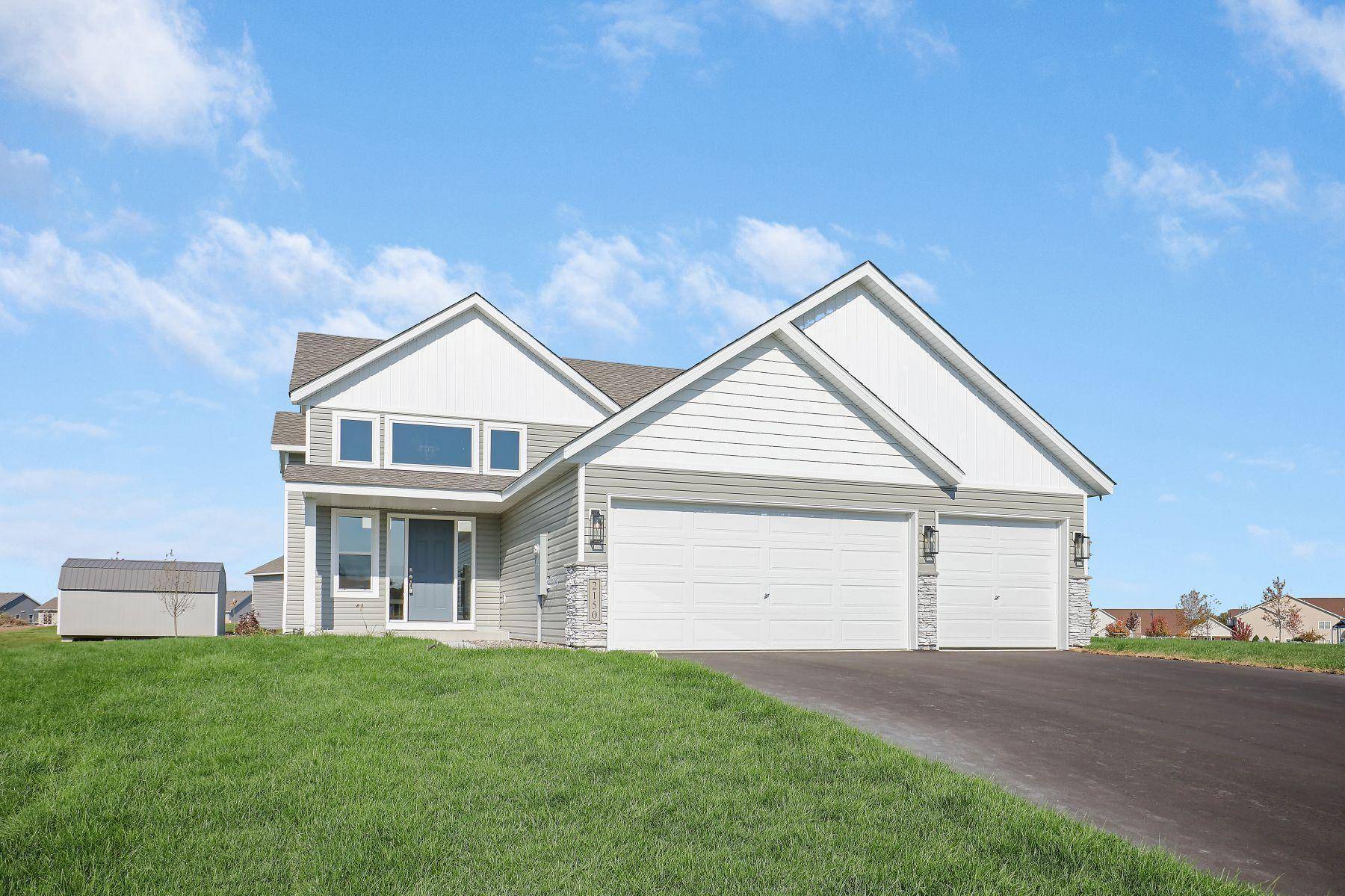 Faribault, MN 55021,2110 Violet LN