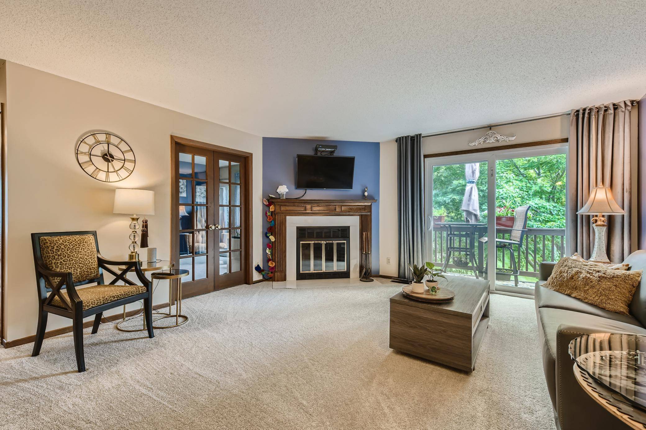 Edina, MN 55436,6915 Langford DR