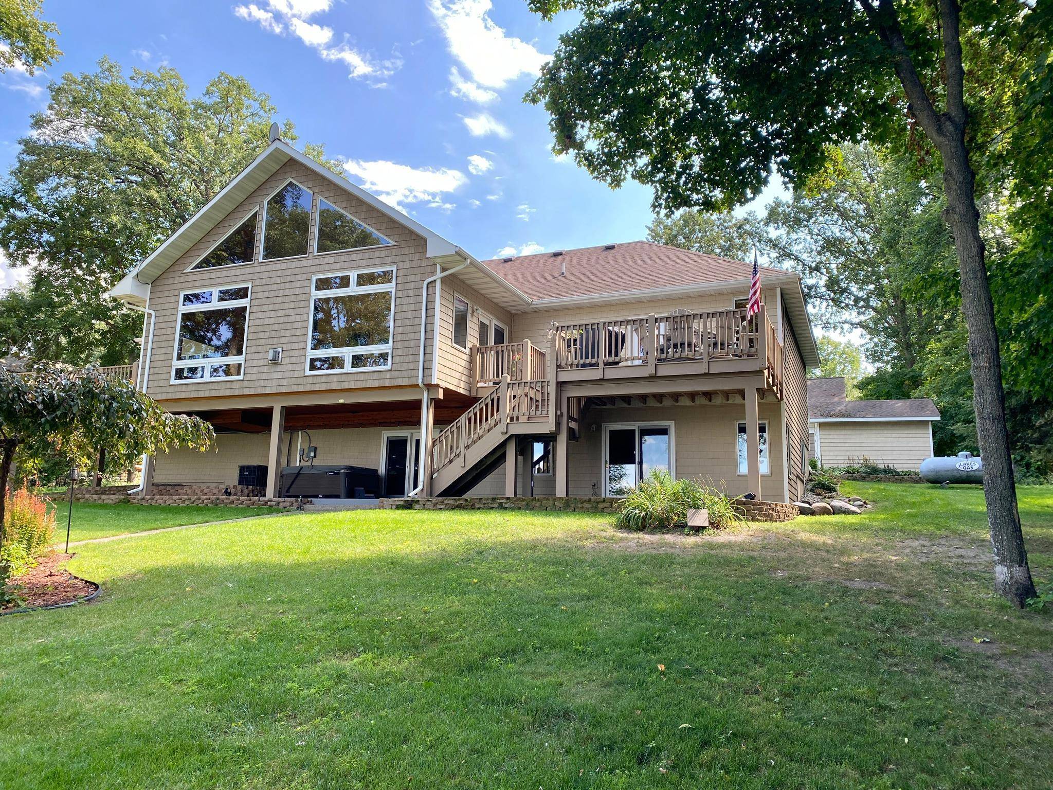 Walker, MN 56484,4410 Pine Point DR NW