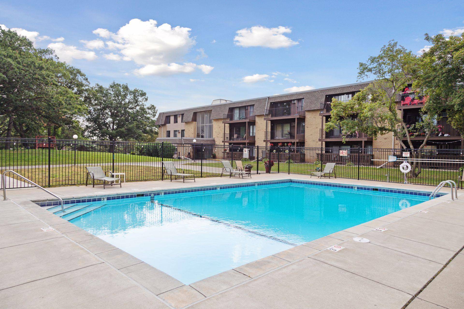 Shoreview, MN 55126,3421 Kent ST #401