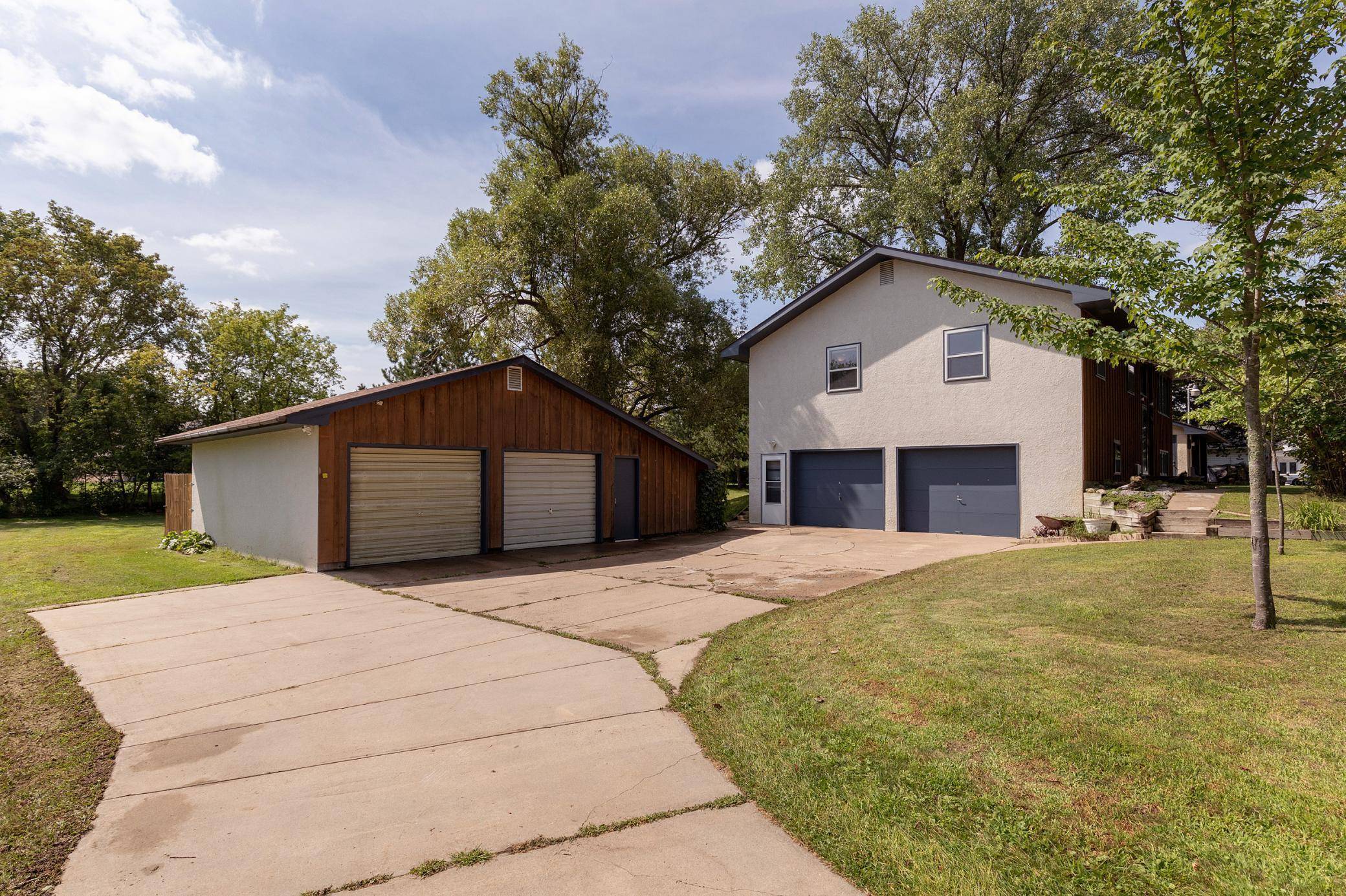 Brainerd, MN 56401,816 Lawn ST