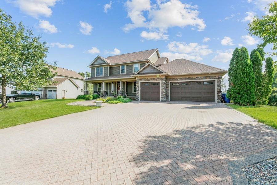 Lino Lakes, MN 55014,997 Kelly ST