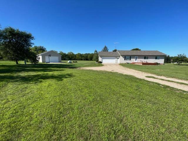 Darwin, MN 55324,181 Rice City CIR