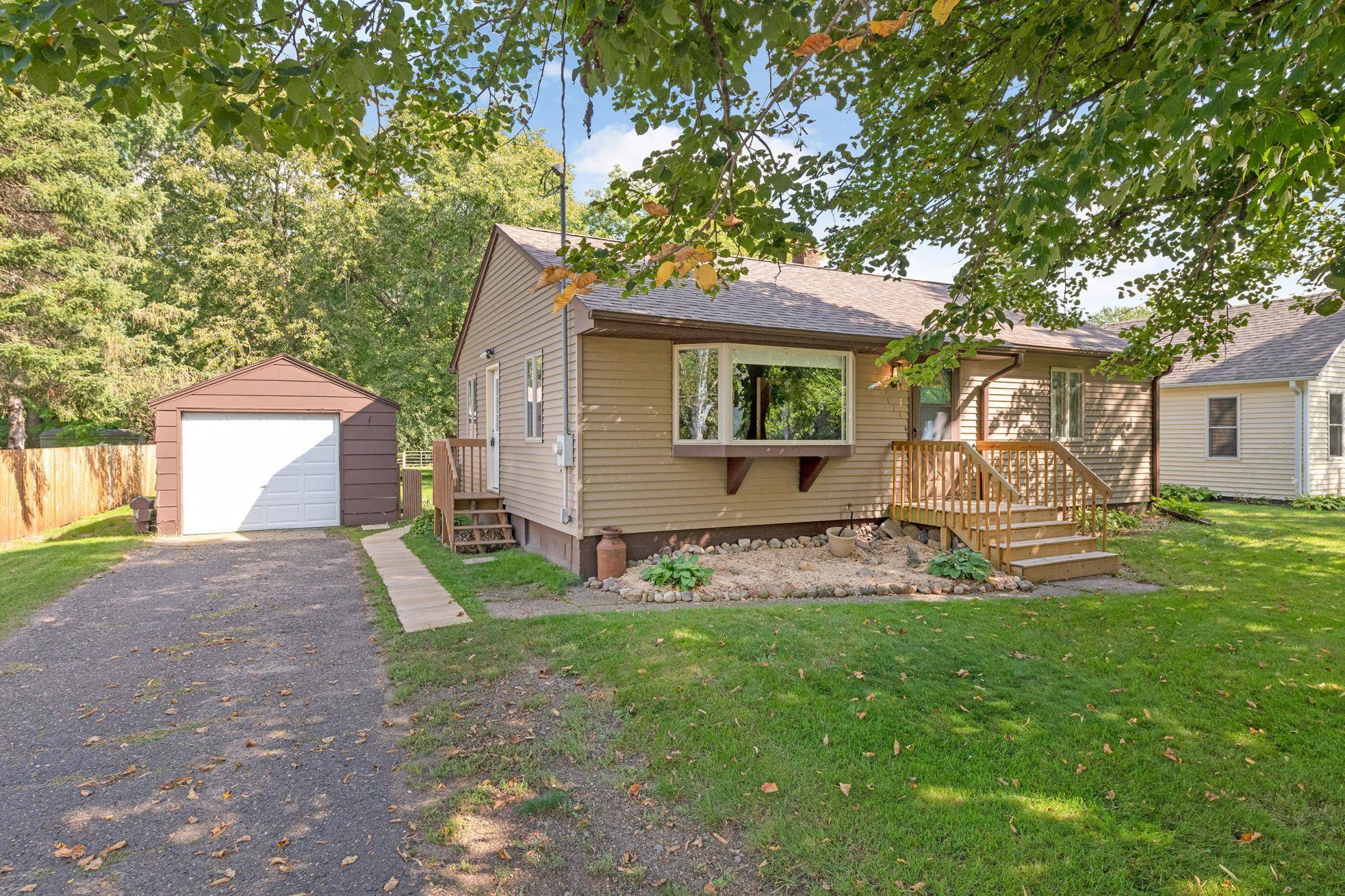 Star Prairie, WI 54026,414 Main ST