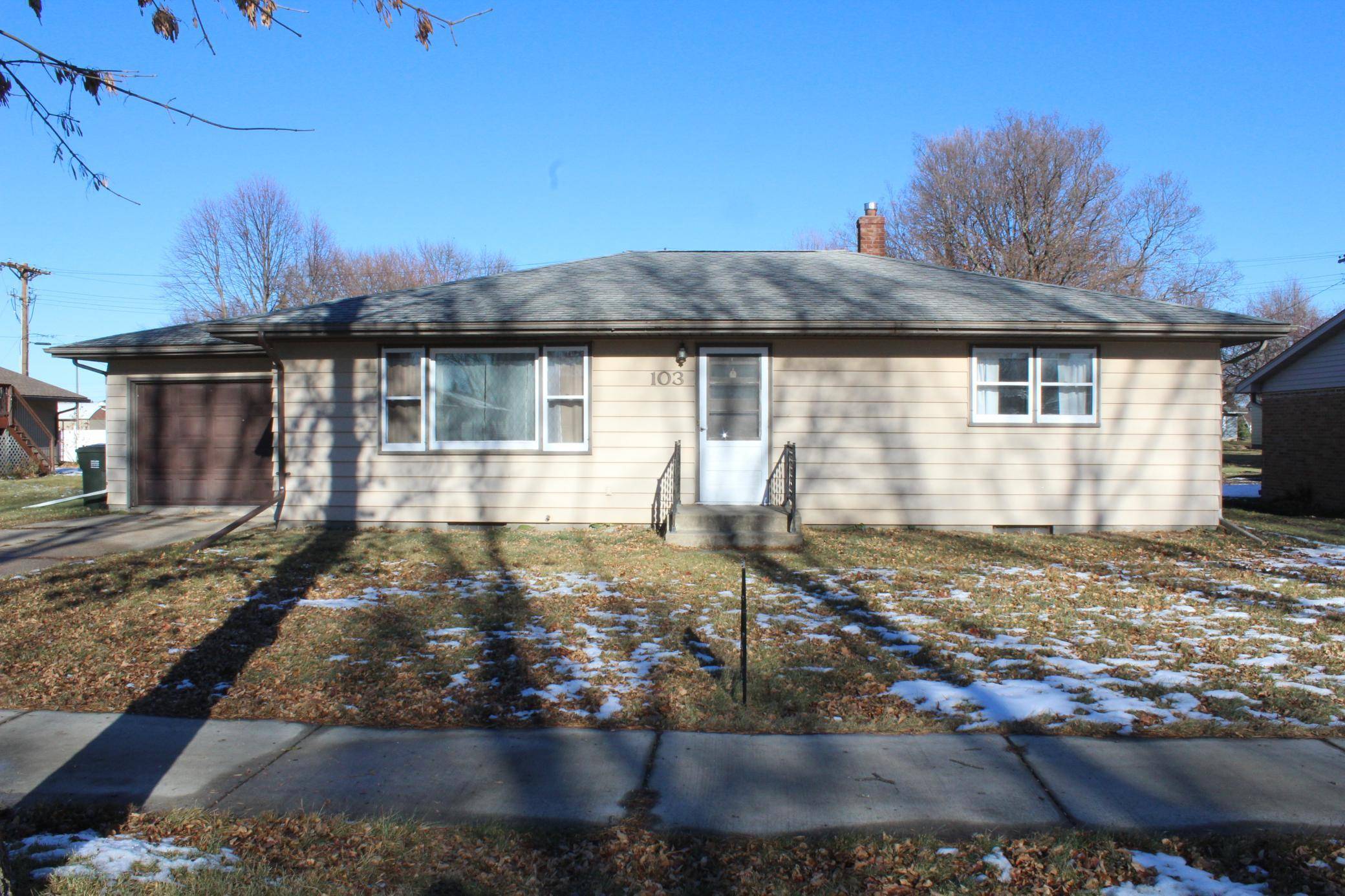 Arlington, MN 55307,103 E Chandler ST