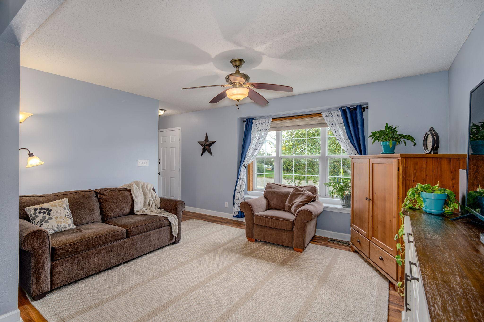 New Richmond, WI 54017,1945 W 7th ST