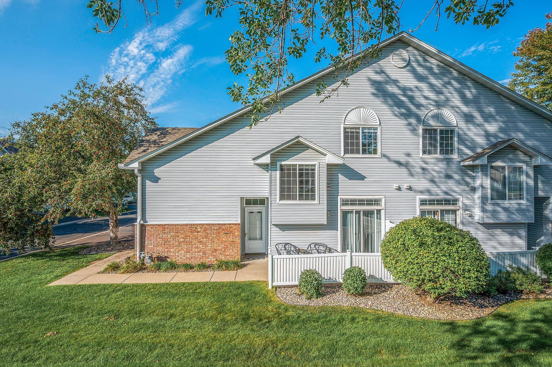 Apple Valley, MN 55124,15598 Garnet WAY #18