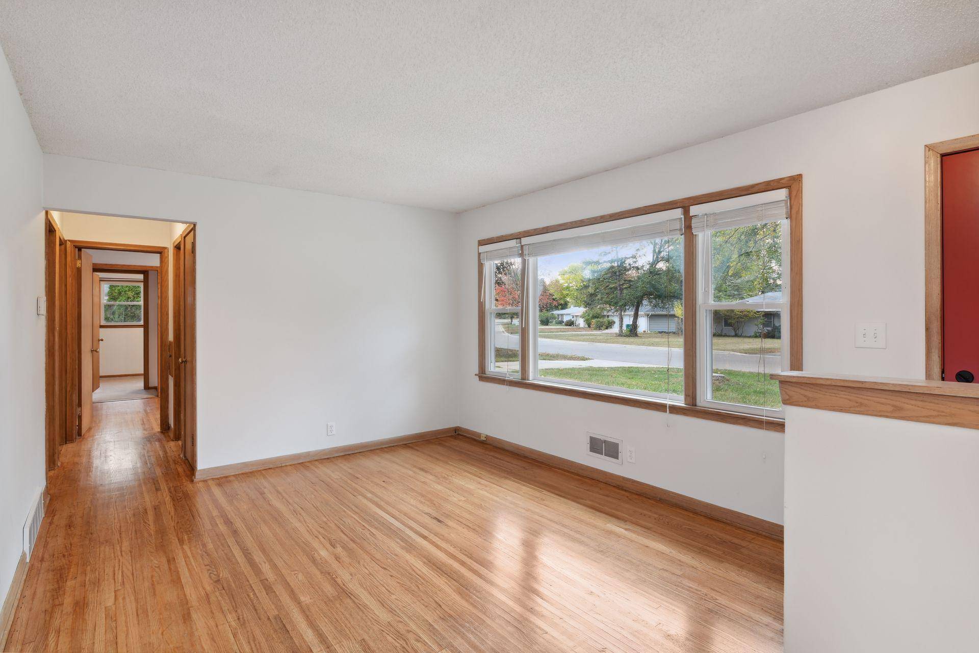 Bloomington, MN 55425,1606 E 88th ST