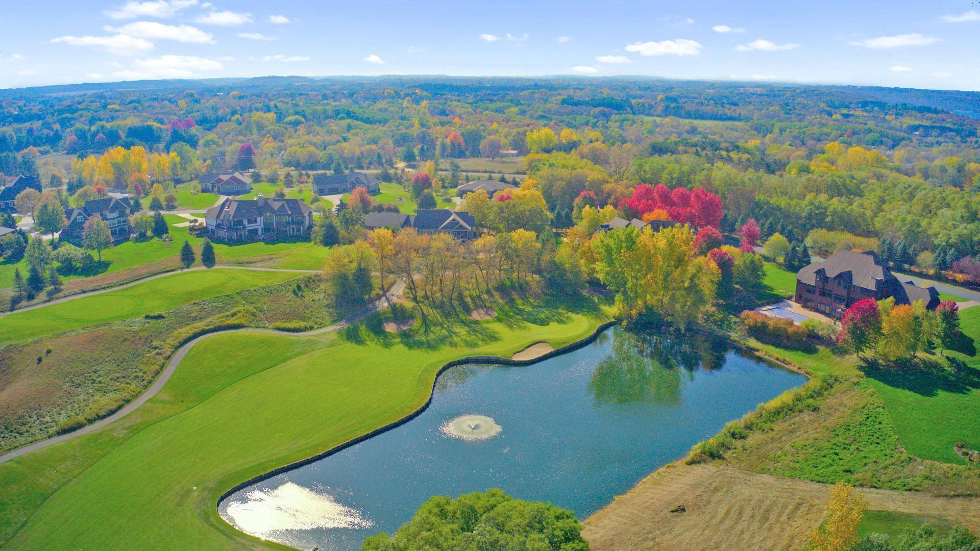 Hudson, WI 54016,325 Lindsay RD