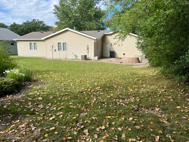 Darwin, MN 55324,112 Rolling Oaks LN