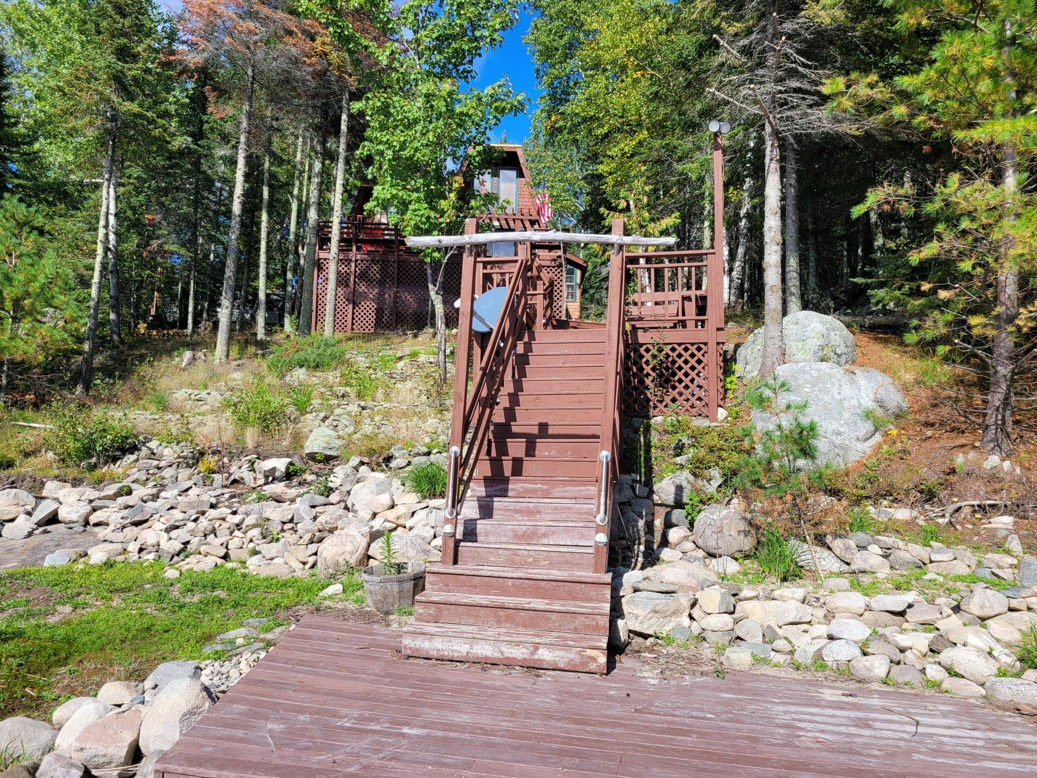 International Falls, MN 56649,2440 Keyes IS
