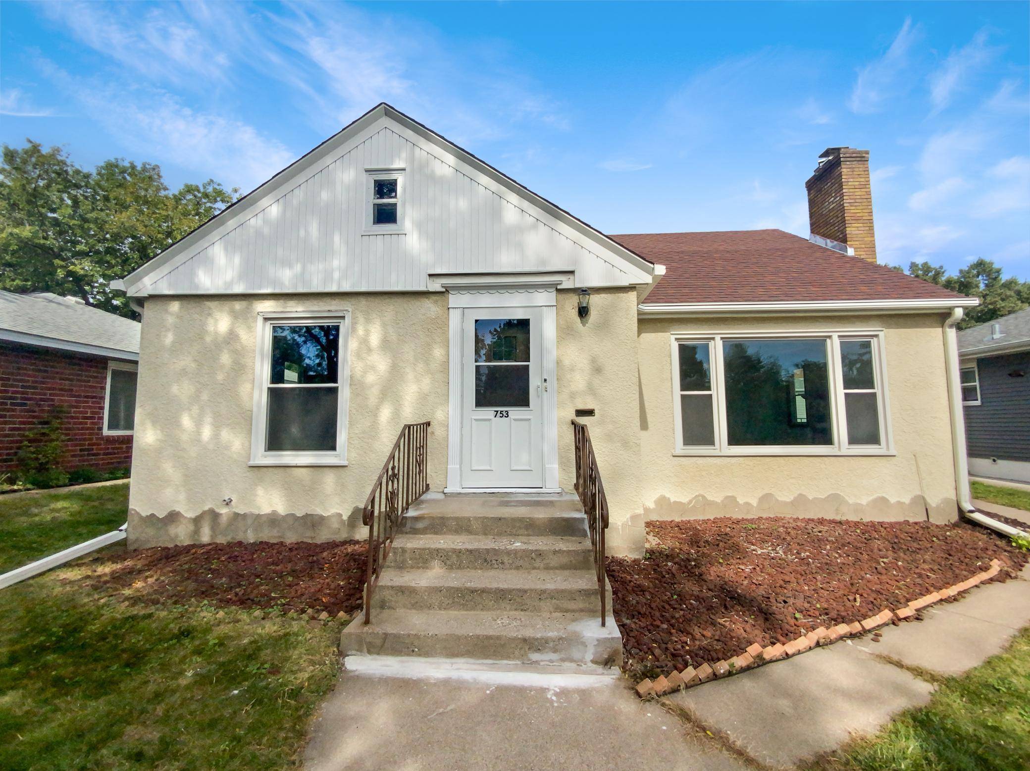 Saint Paul, MN 55106,753 Nebraska AVE E