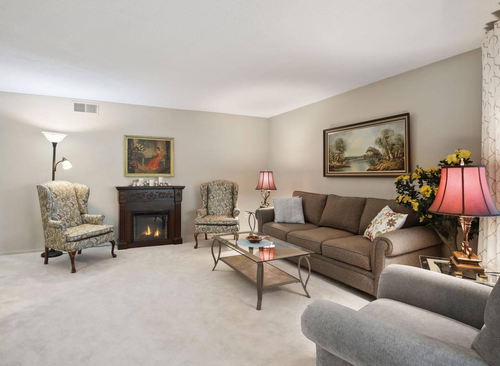 Edina, MN 55439,7500 Cahill RD #319C