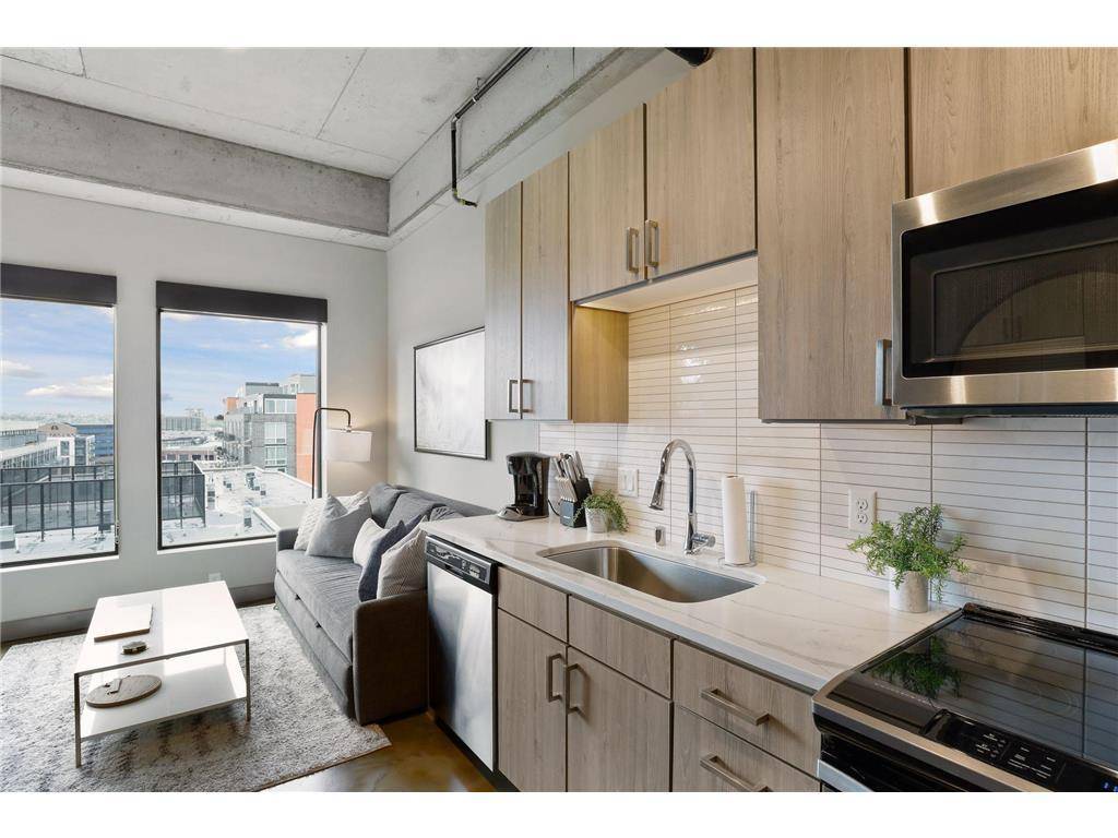 Minneapolis, MN 55401,728 N 3rd ST #802