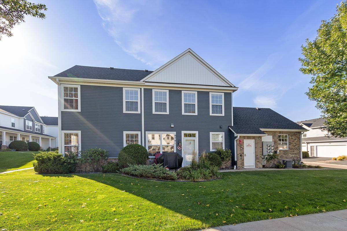 Maple Grove, MN 55311,6761 Narcissus LN N