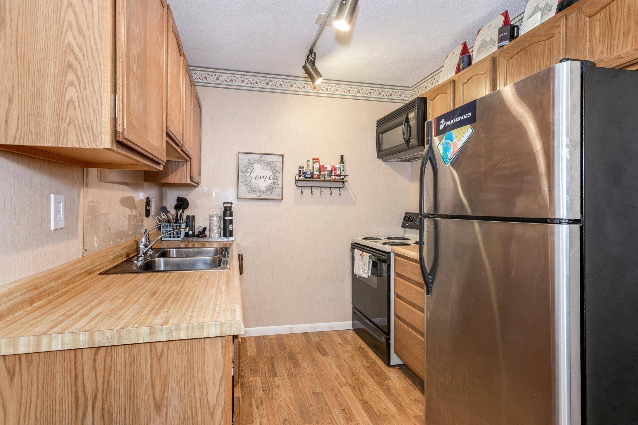 New Hope, MN 55427,2800 Hillsboro AVE N #117