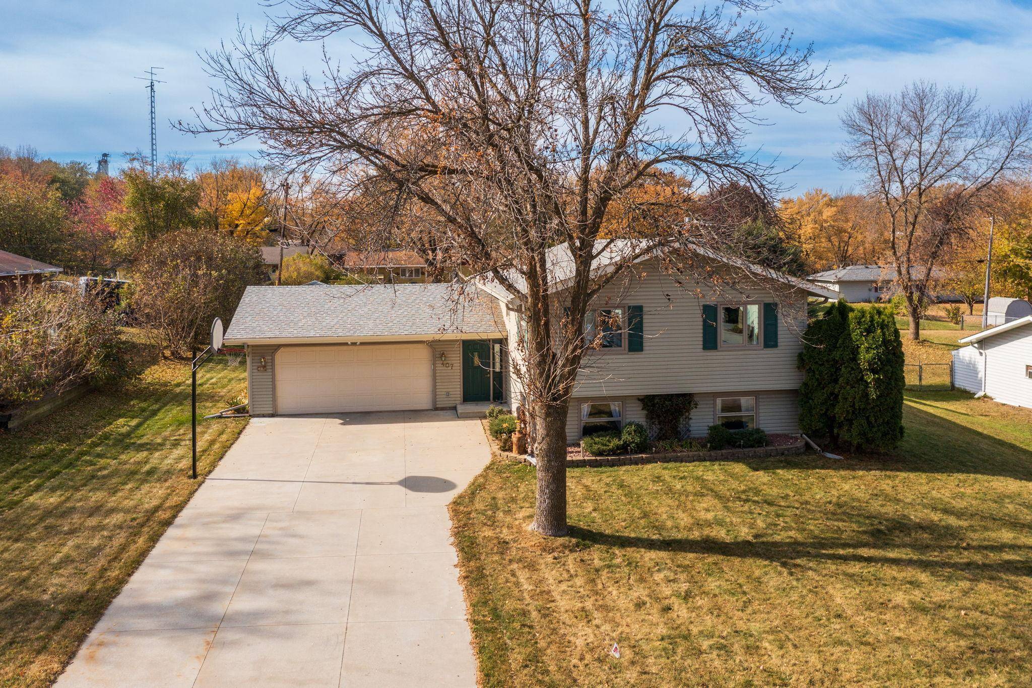 Byron, MN 55920,407 4th AVE NE
