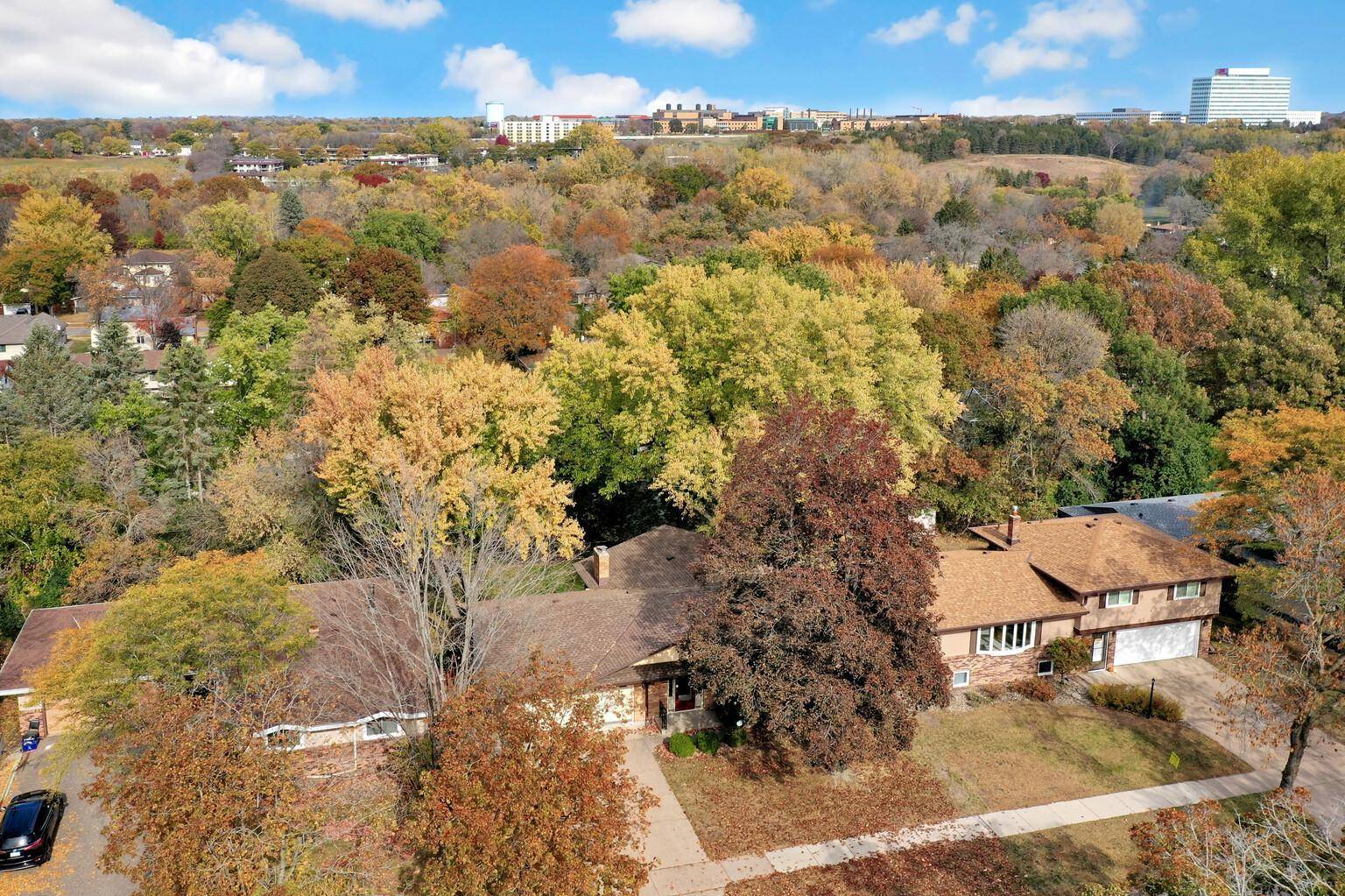 Saint Paul, MN 55119,2175 Upper Afton RD E