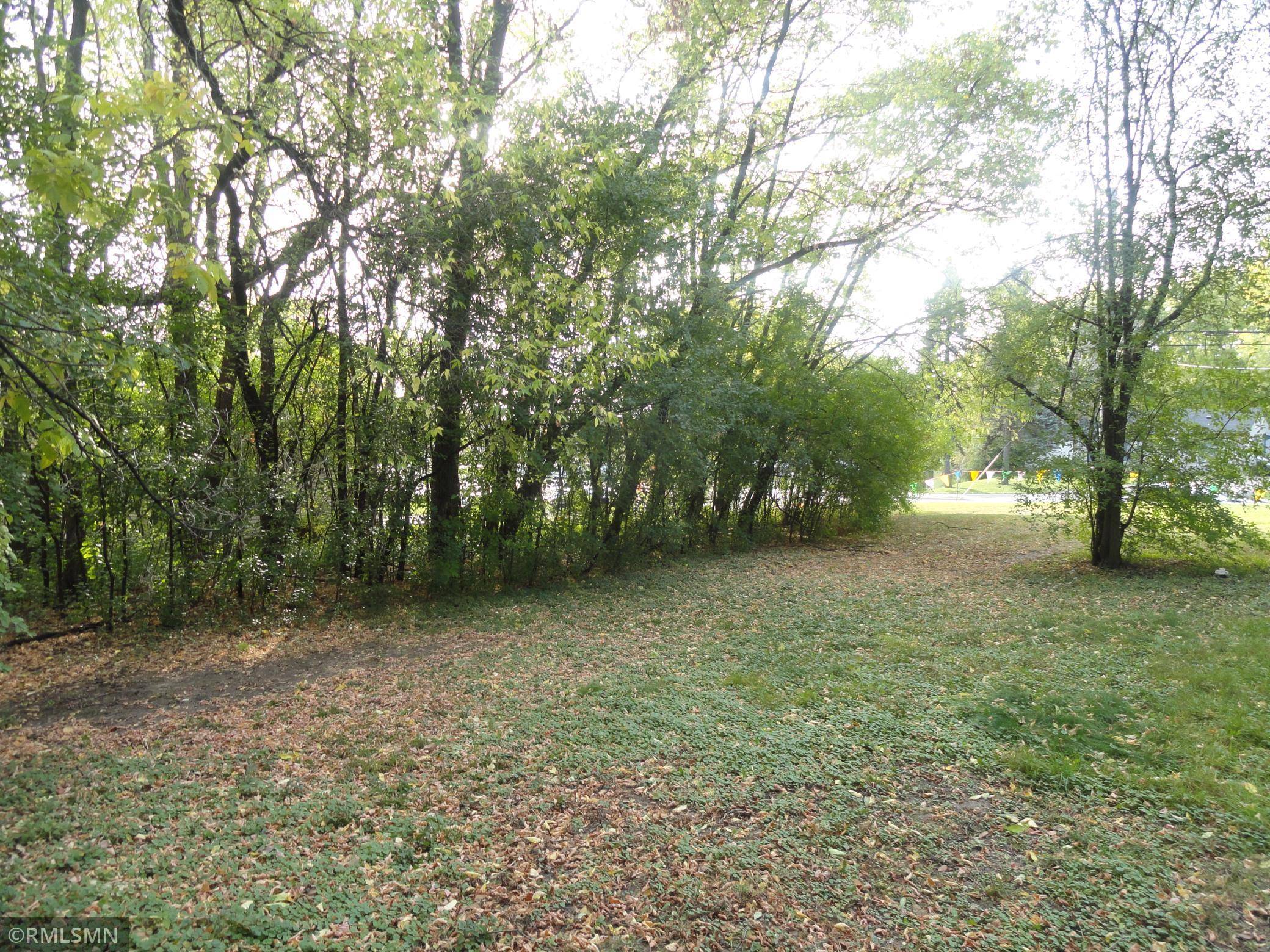 Arden Hills, MN 55112,1395 County Road E W