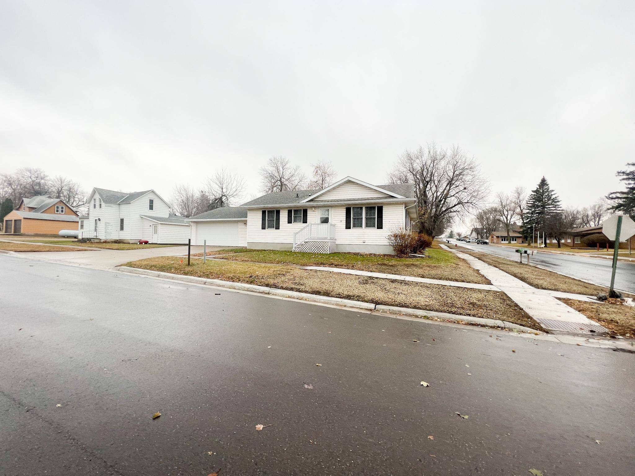 Adrian, MN 56110,113 W 6th ST