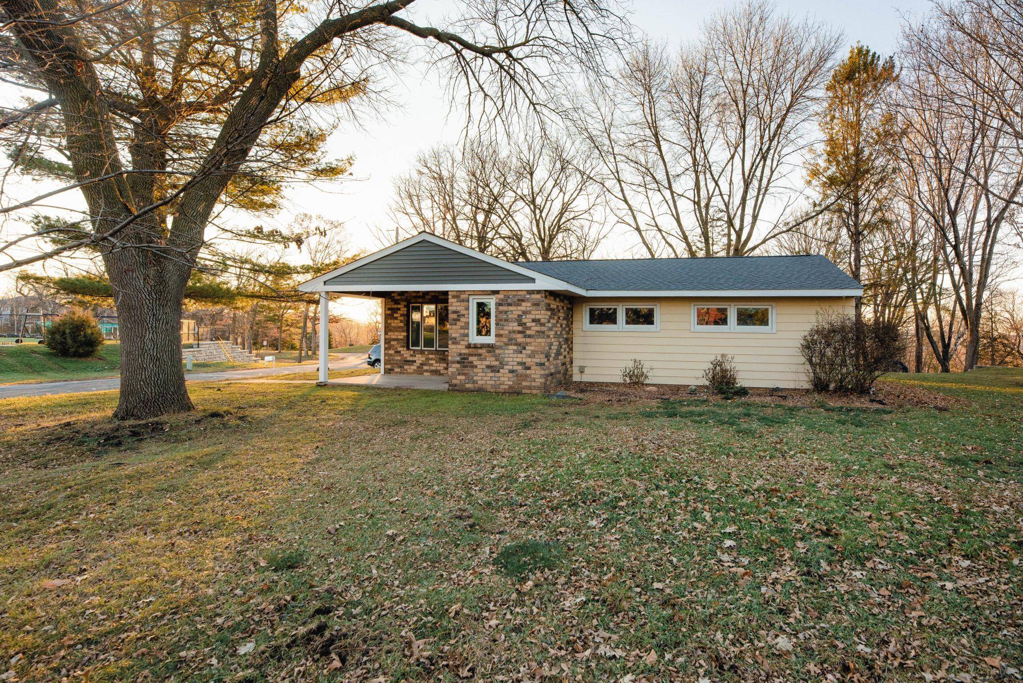 Hudson, WI 54016,1109 Saint Croix HTS