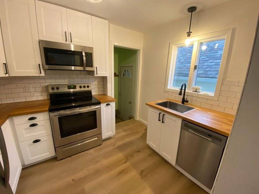 Albert Lea, MN 56007,1442 Todd AVE