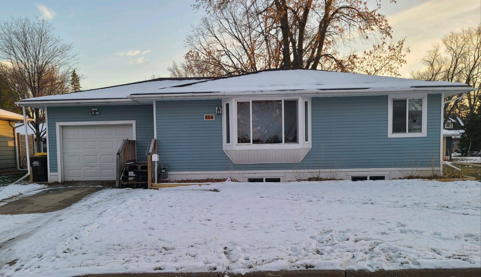 New Prague, MN 56071,104 4th ST SE