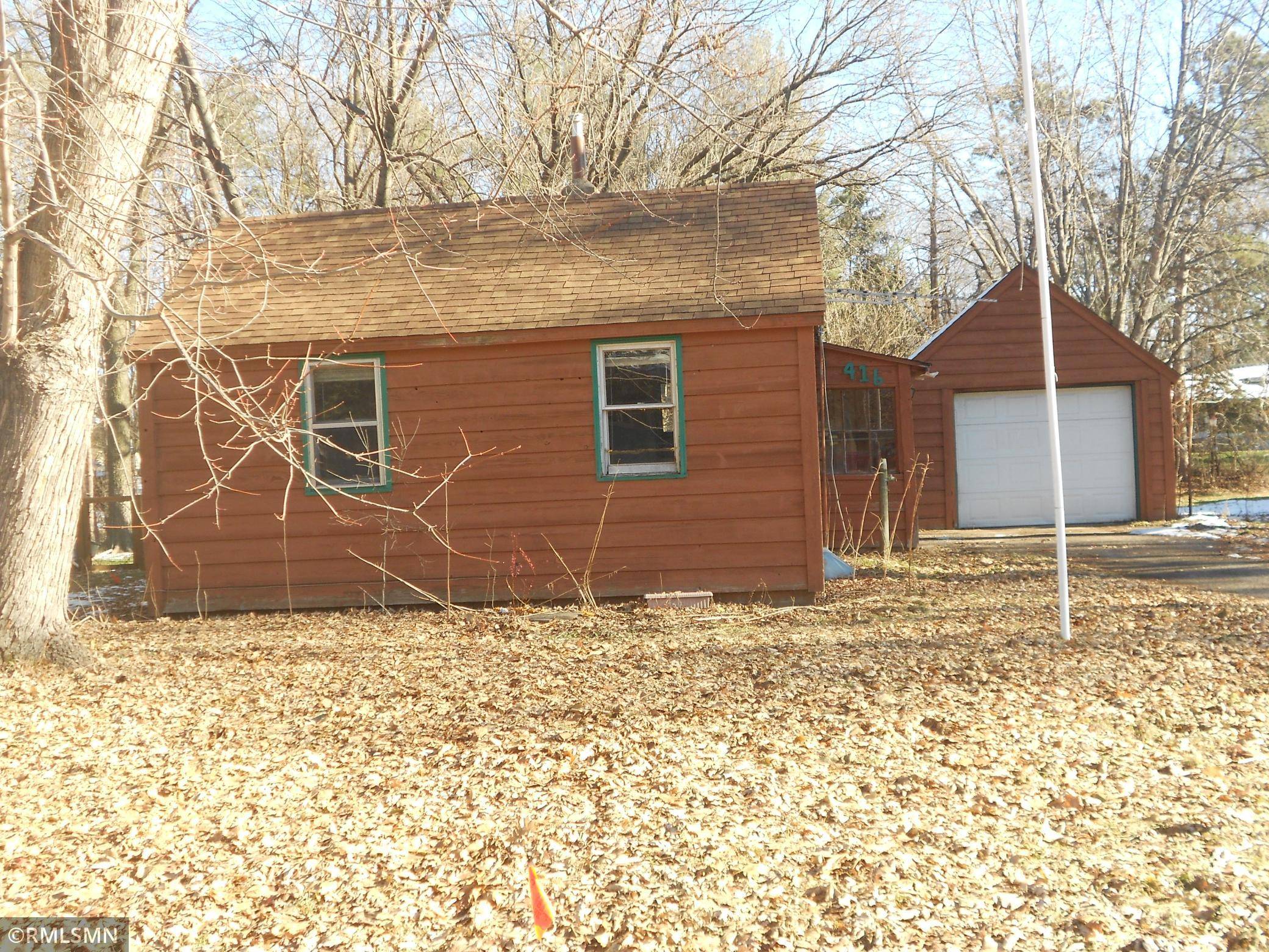 Princeton, MN 55371,416 4th AVE S