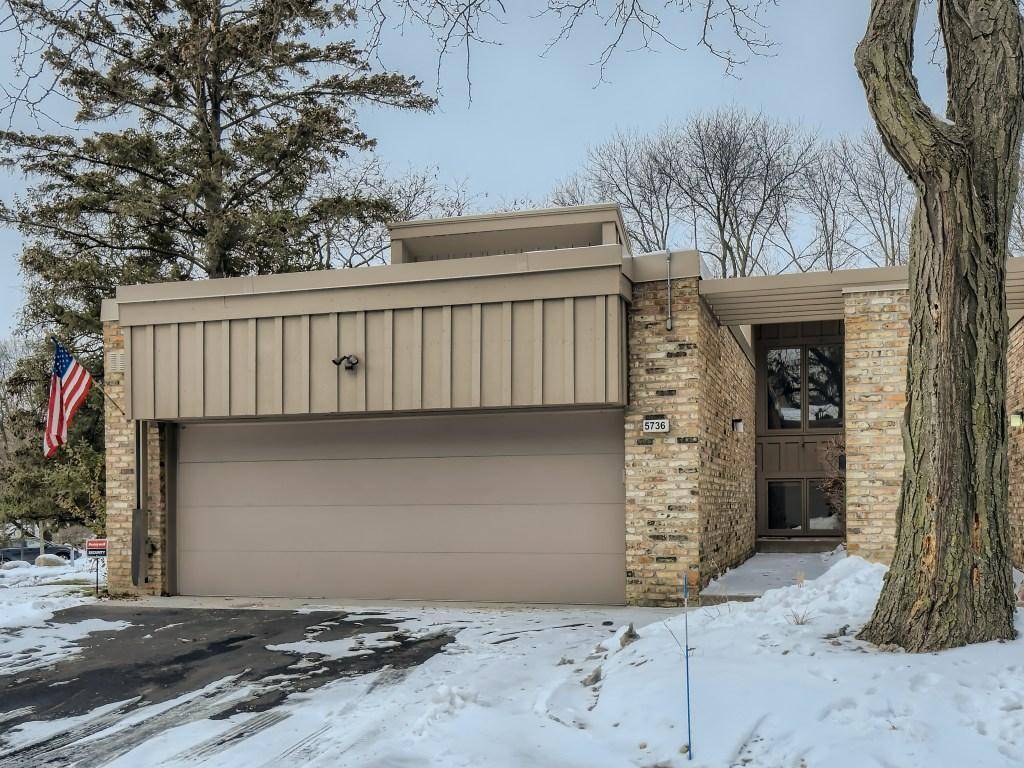 Edina, MN 55436,5736 Duncan LN