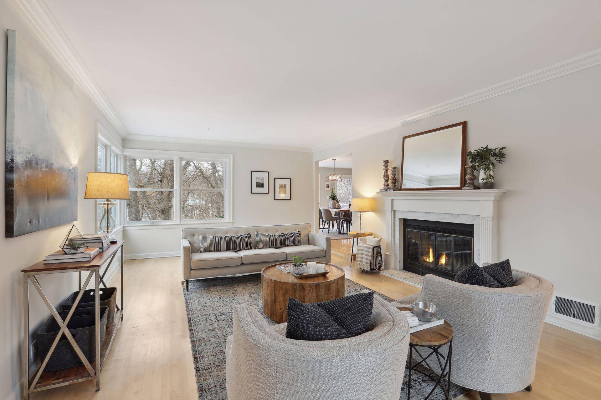Golden Valley, MN 55416,901 Parkview TER