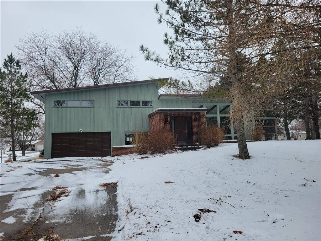 Gibbon, MN 55335,240 W 7th ST