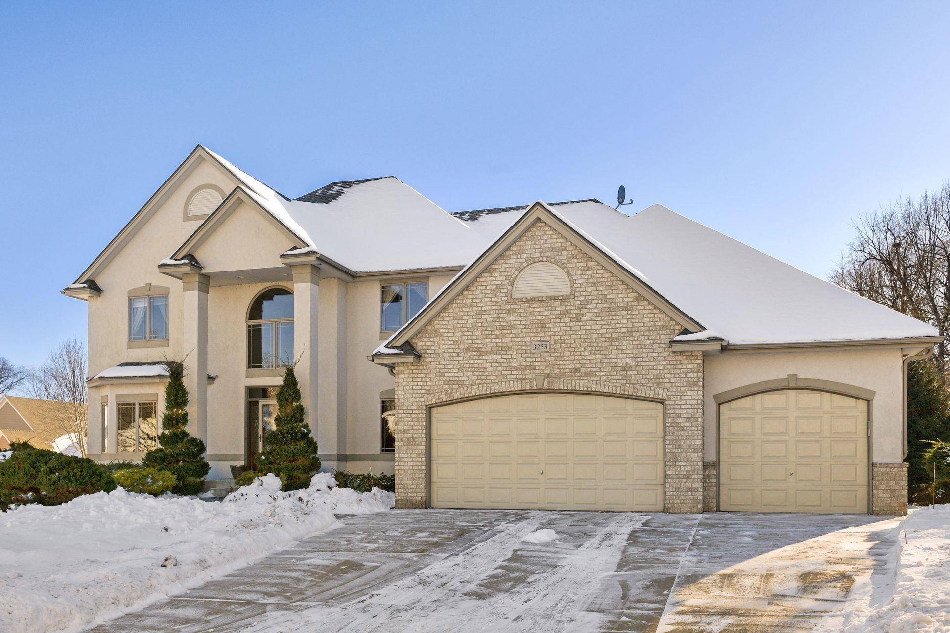 Prior Lake, MN 55372,3253 Timberwolf CIR NW