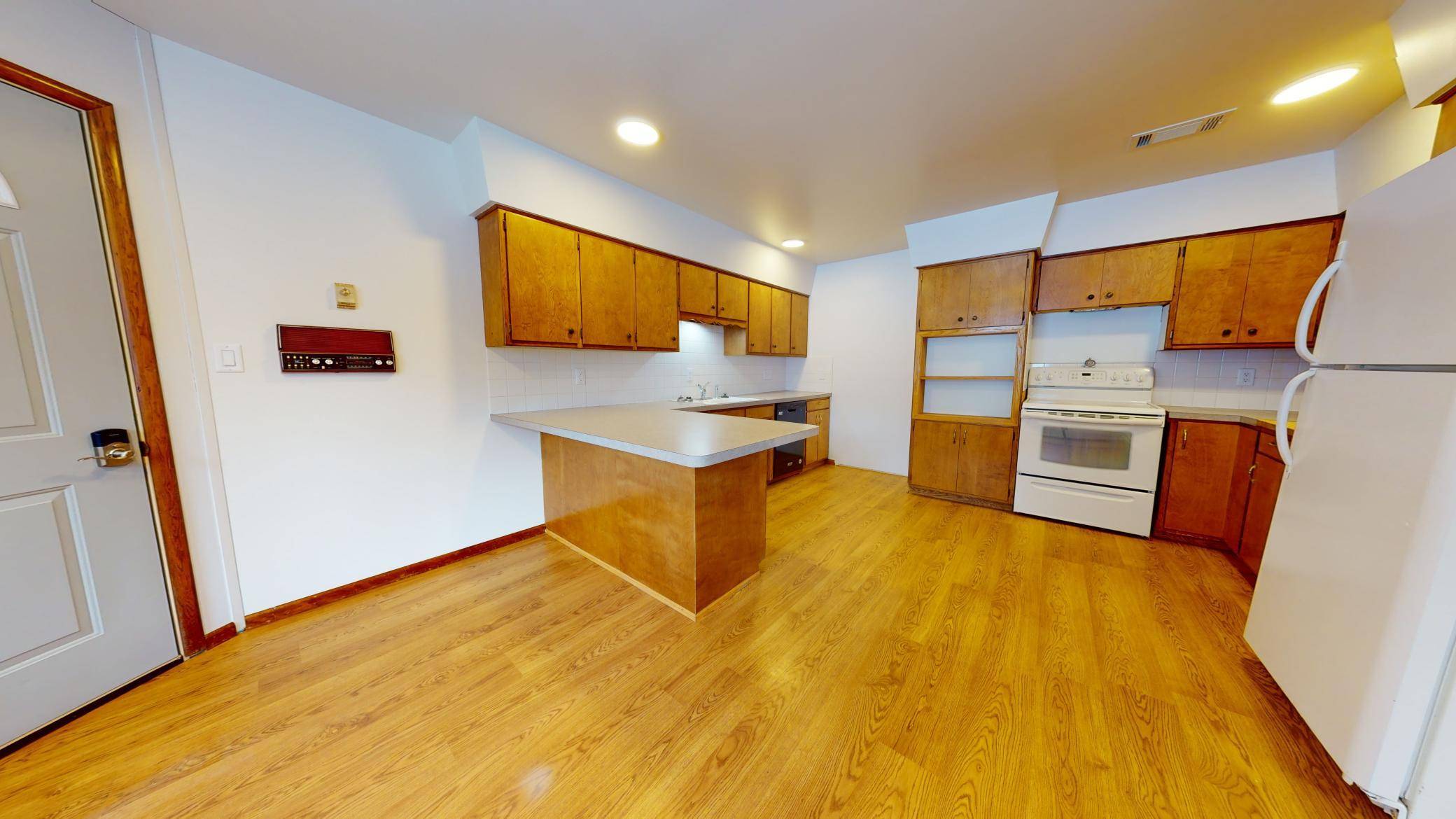 Pelican Rapids, MN 56572,401 1st AVE SE