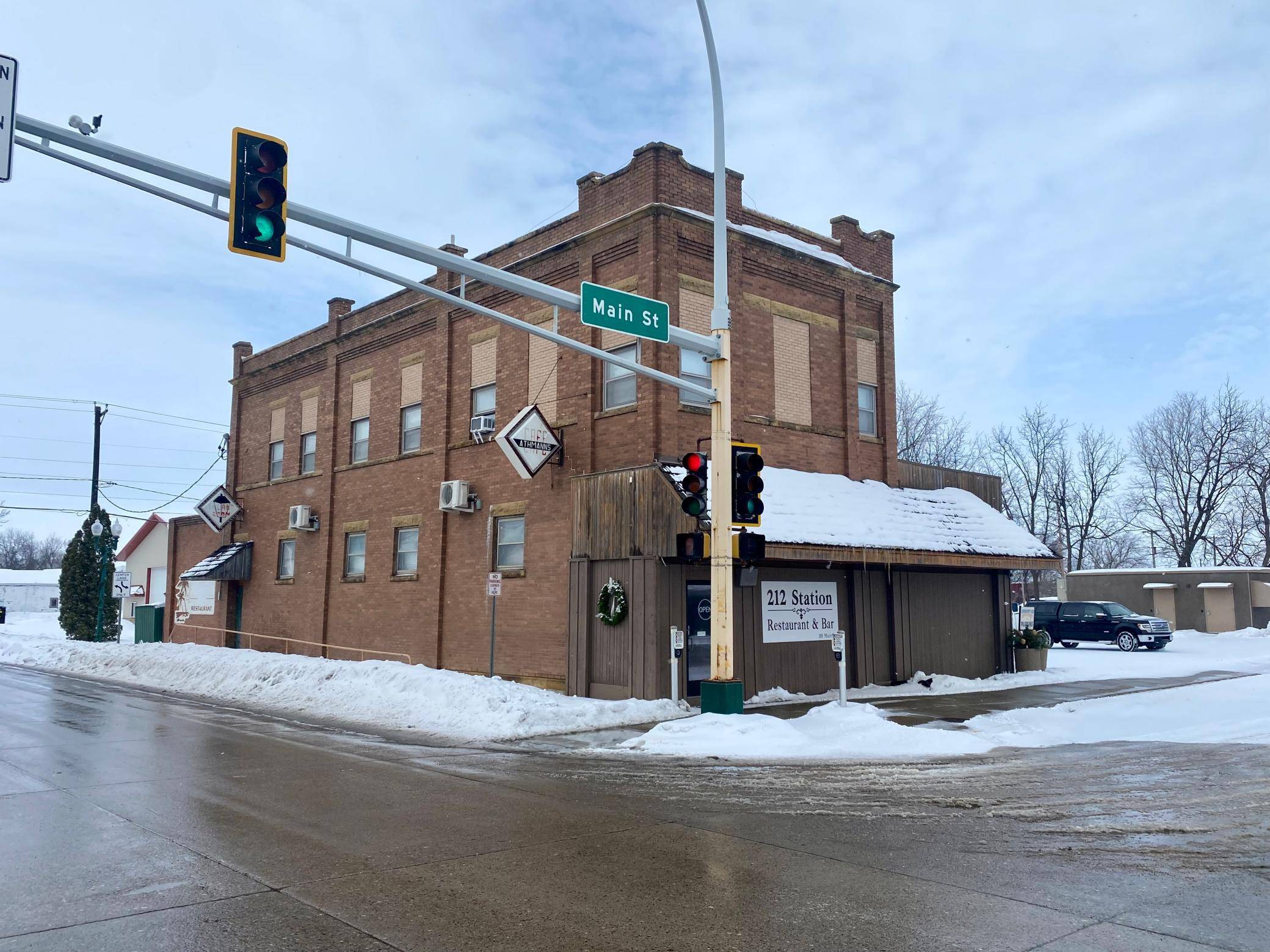 Bird Island, MN 55310,110 N Main ST