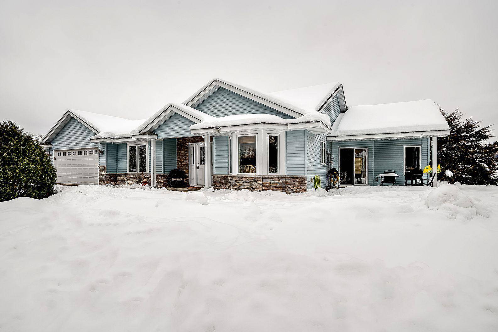 East Bethel, MN 55005,1026 244th AVE NE