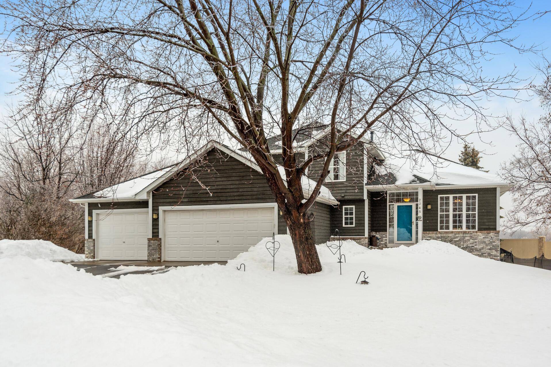 Eagan, MN 55122,2045 Safari Heights TRL