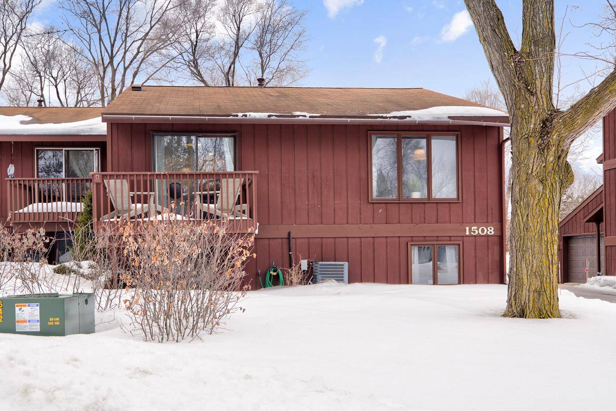 Faribault, MN 55021,1508 22nd AVE NW